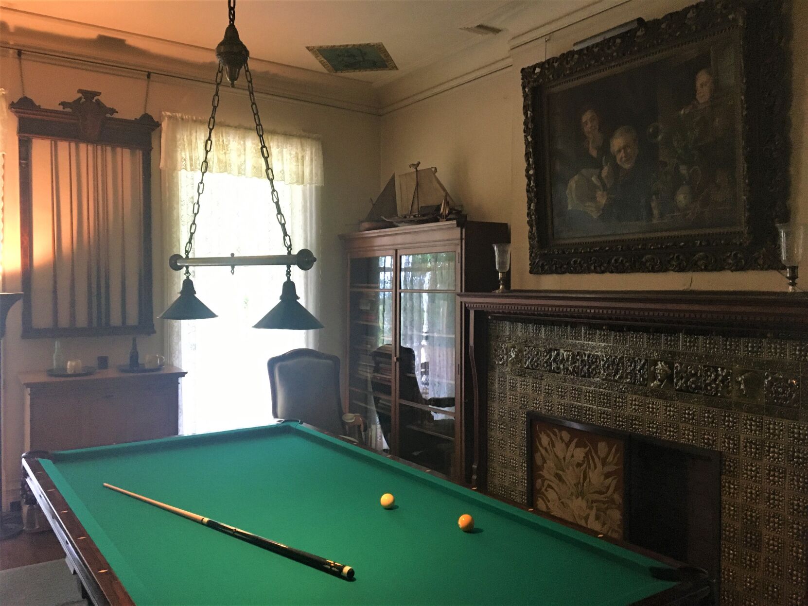 Black Point: Billiard Room 2
